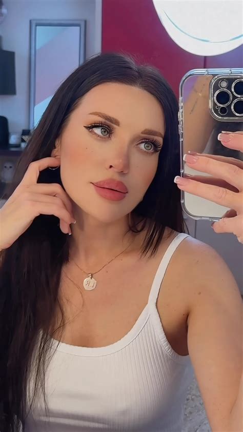 lunaroulette|Watch this story by Luna Roulette on Instagram before it .